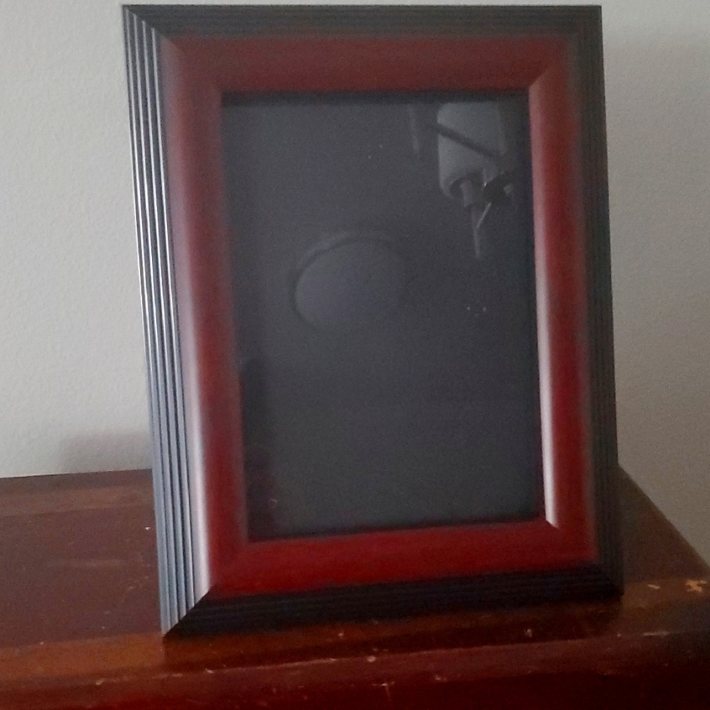 Elegant Black and Red Picture Frame